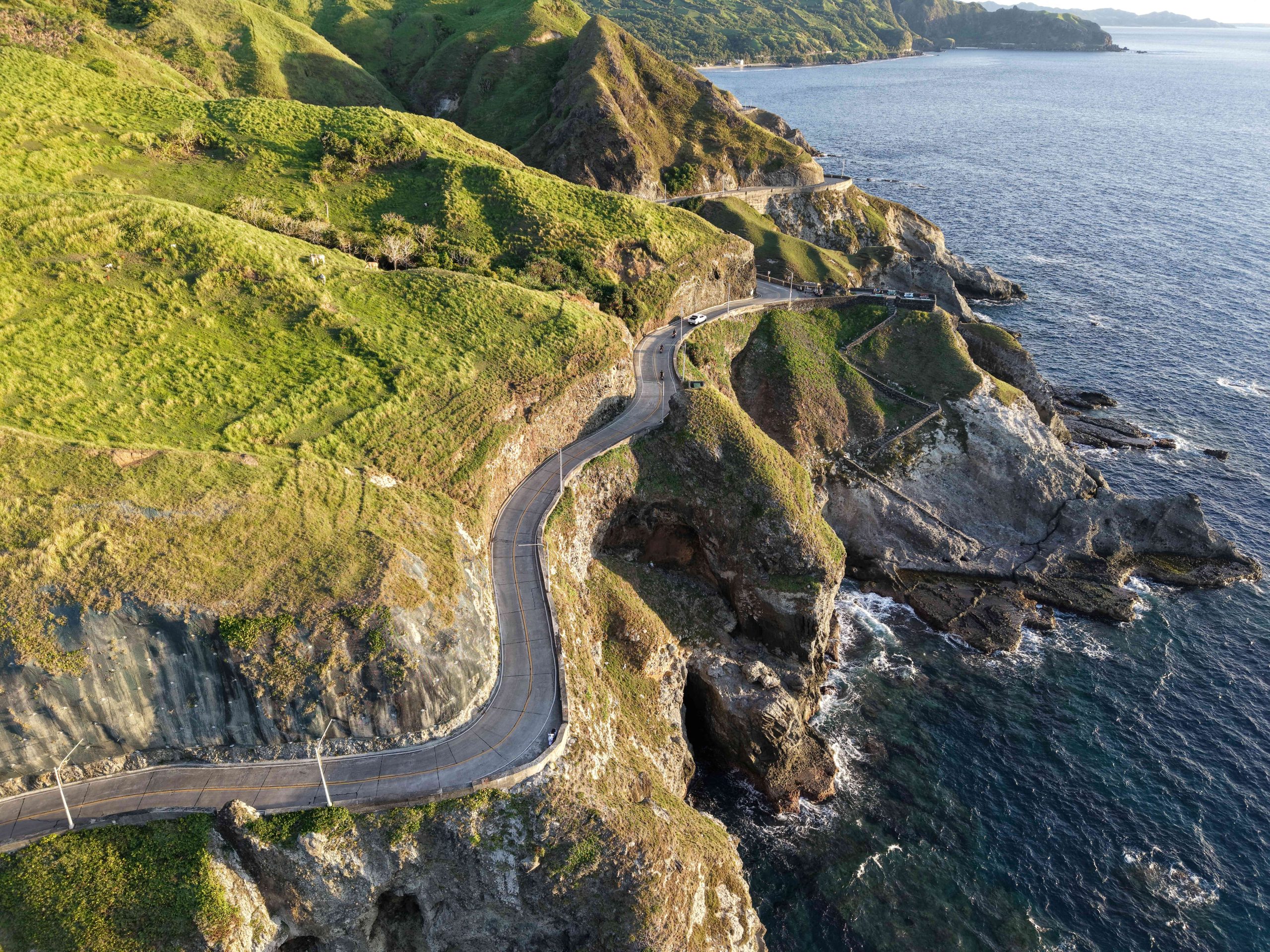 aerial of the southern zigzag road